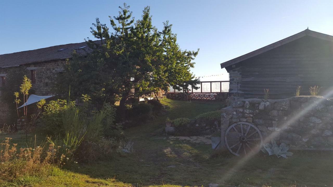 Bed and Breakfast Le Marconnes Saint-Arcons-de-Barges Exterior foto